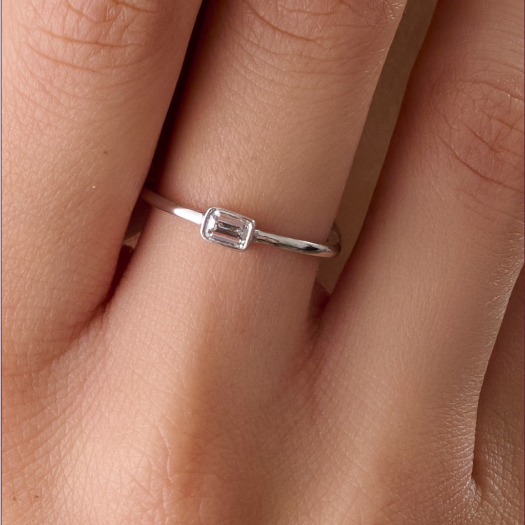 The Roma Silver White